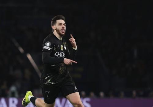 开云iOS-自库蒂尼奥以来，KK7是首位欧冠淘汰赛替补造3球的球员